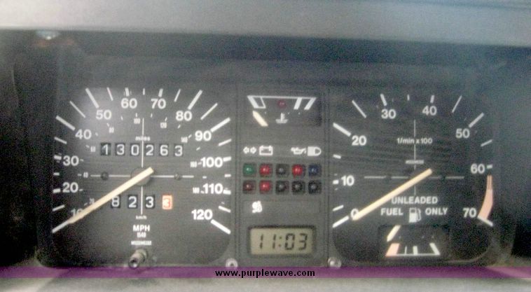 image for item 8643 1992 Volkswagen Cabriolet