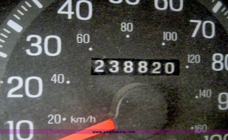 image for item 8644 1998 Ford F150 pickup truck