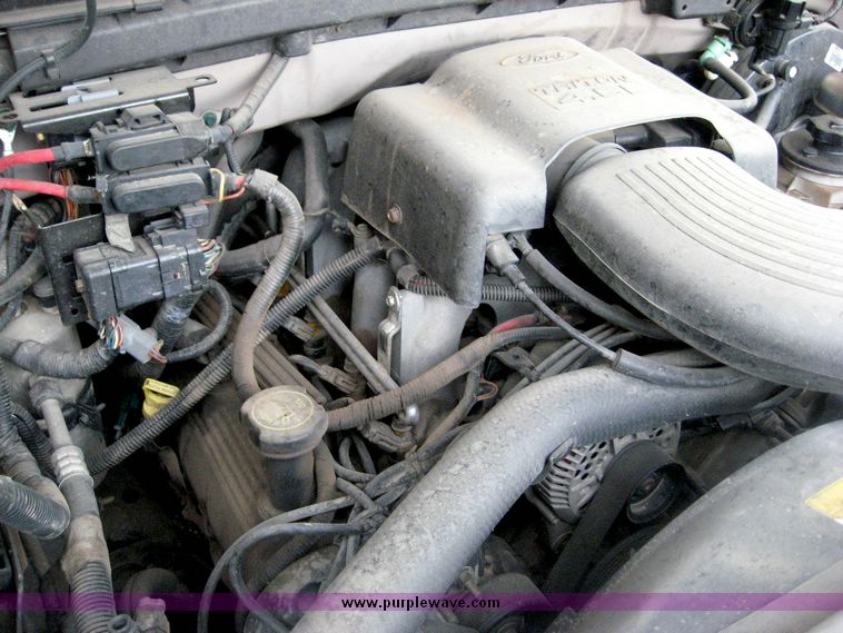 image for item 8644 1998 Ford F150 pickup truck