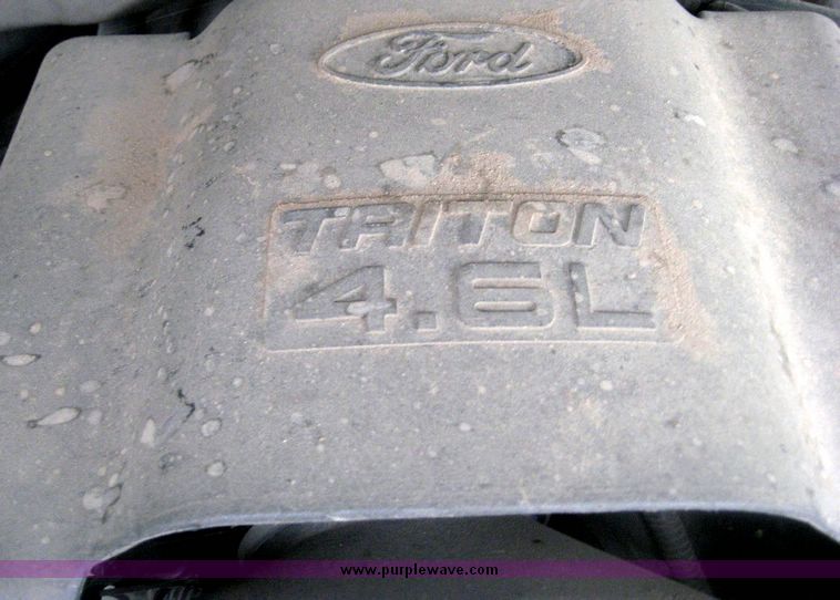 image for item 8644 1998 Ford F150 pickup truck