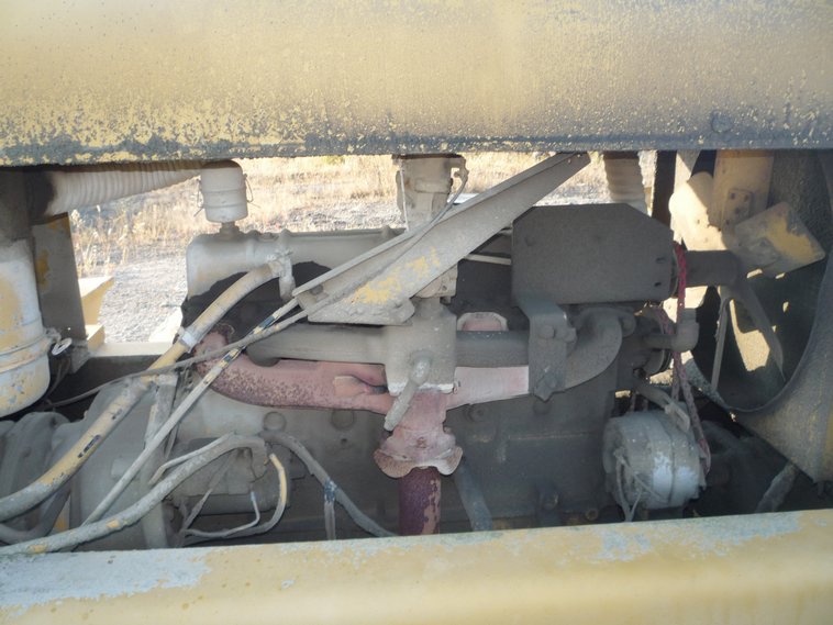 image for item 8817 Galion RT125 rubber tire crane