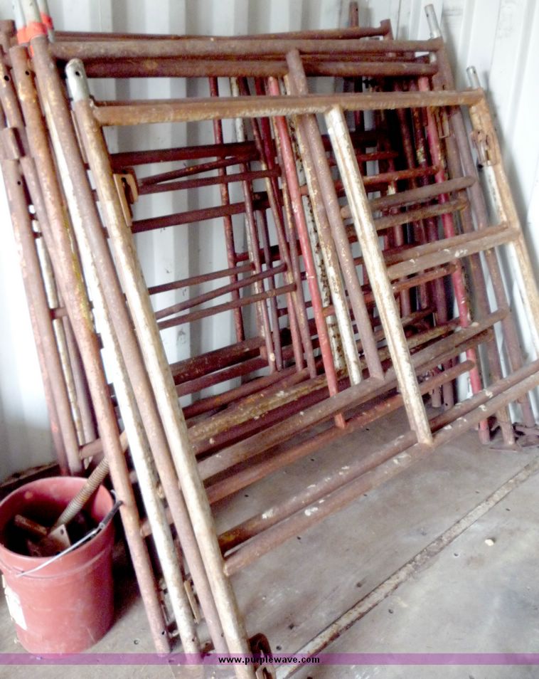 image for item 4071 Scaffolding