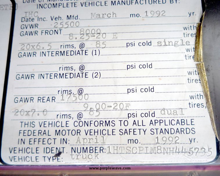 image for item 4077 1992 International 4000 series 4700