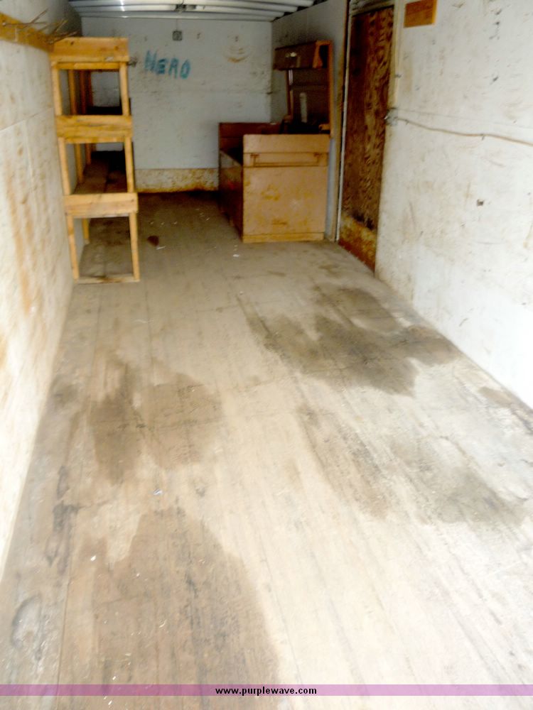 image for item 4077 1992 International 4000 series 4700