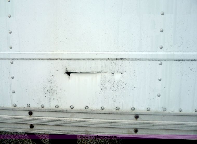 image for item 4077 1992 International 4000 series 4700