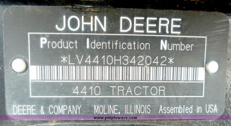 image for item 4078 2004 John Deere 4410 utility tractor