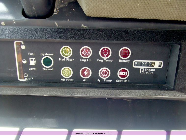 image for item 5885 Case 1845C skid steer