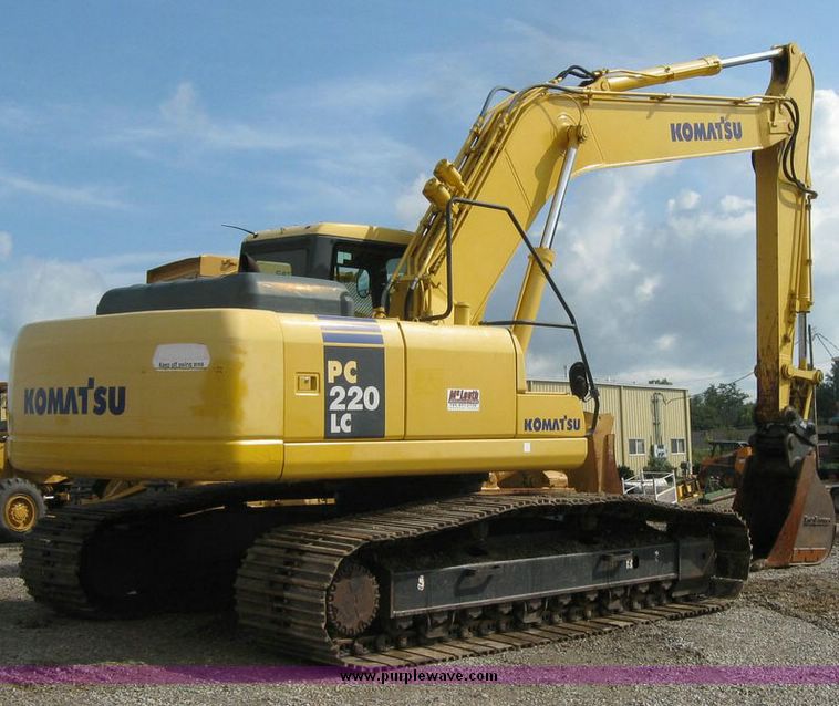 image for item 5961 2003 Komatsu PC220LC excavator