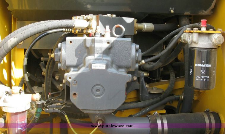 image for item 5961 2003 Komatsu PC220LC excavator