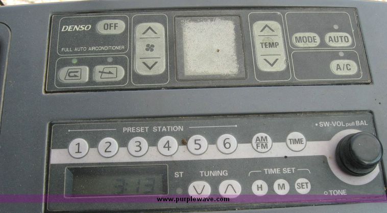 image for item 5961 2003 Komatsu PC220LC excavator