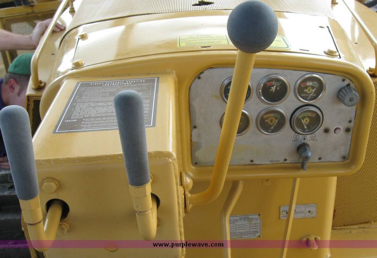 image for item 5962 Caterpillar D8K dozer