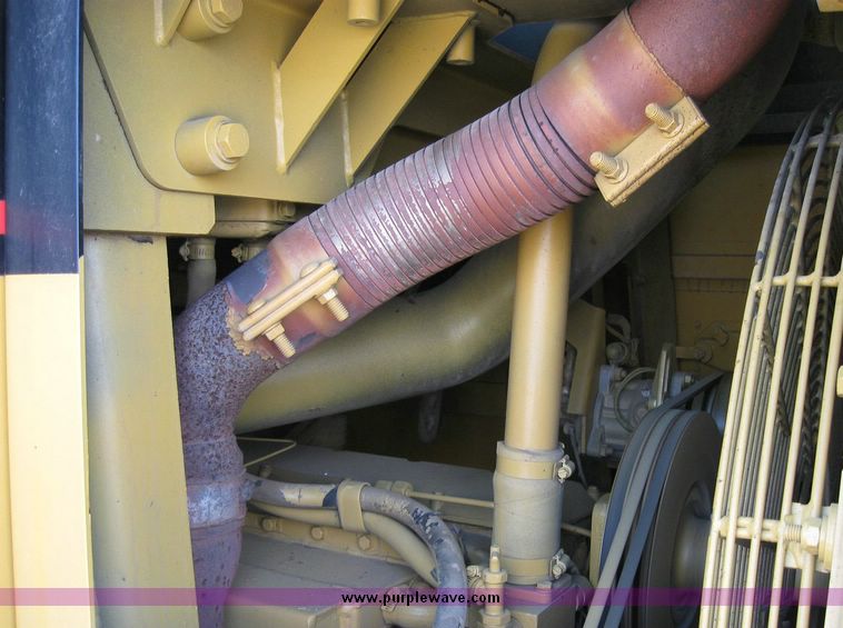 image for item 5963 2000 Caterpillar 963C track loader