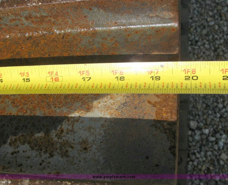 image for item 5964 2004 Caterpillar 953C track loader