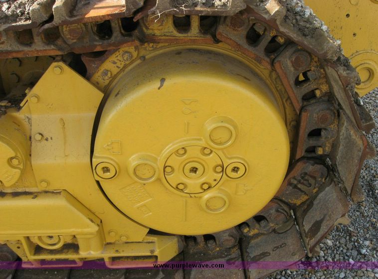 image for item 5964 2004 Caterpillar 953C track loader
