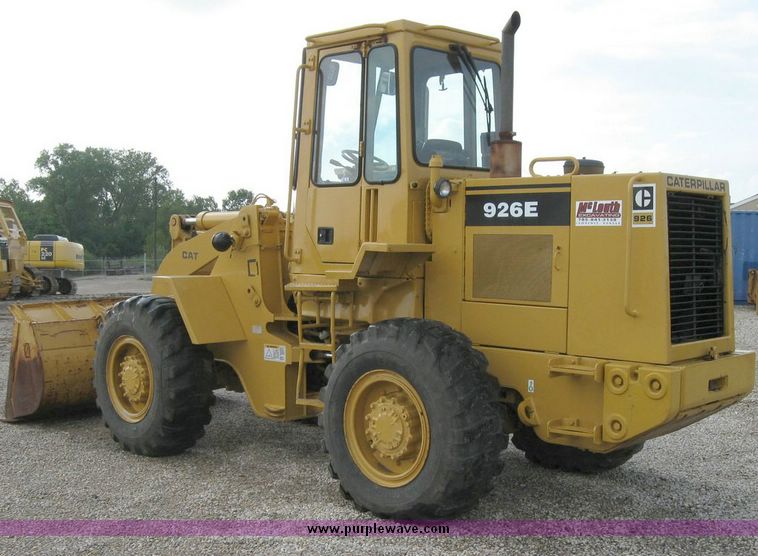image for item 5965 1986 Caterpillar 926E wheel loader
