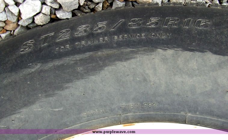 image for item 5968 2006 Trail King TKT24-2800 tandem axle tilt trailer