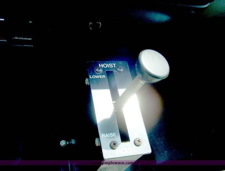 image for item 5969 2004 Ford F650 XL Super duty dump truck