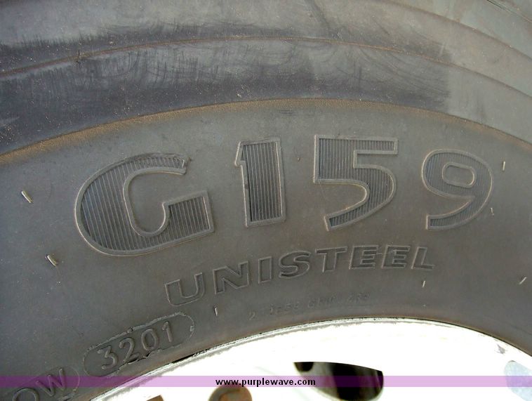 image for item 5969 2004 Ford F650 XL Super duty dump truck