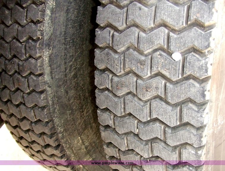 image for item 5969 2004 Ford F650 XL Super duty dump truck