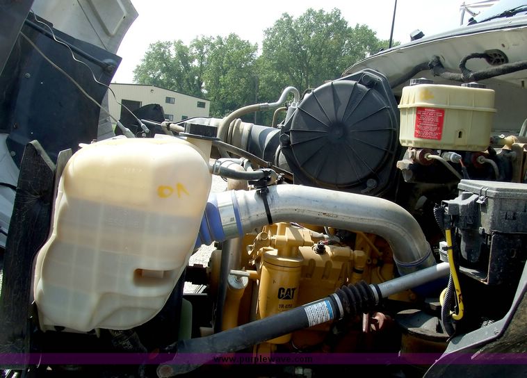 image for item 5969 2004 Ford F650 XL Super duty dump truck