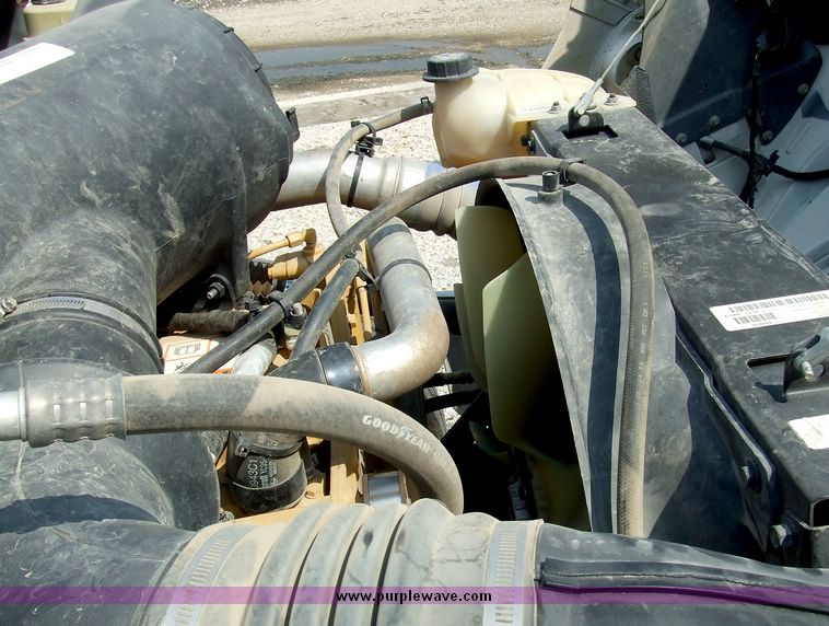 image for item 5969 2004 Ford F650 XL Super duty dump truck