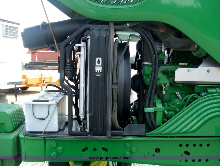 image for item 5970 2003 John Deere 7320 tractor