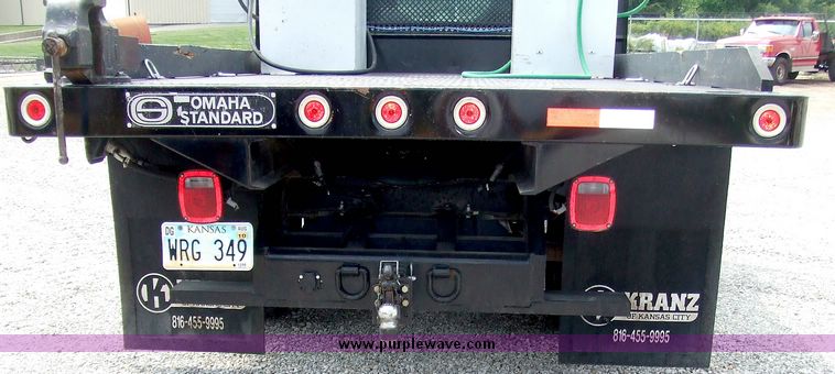 image for item 5971 2006 Ford F350 XLT Super duty flatbed truck