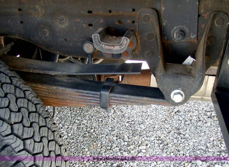 image for item 5971 2006 Ford F350 XLT Super duty flatbed truck