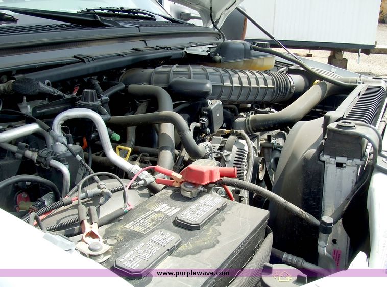 image for item 5971 2006 Ford F350 XLT Super duty flatbed truck