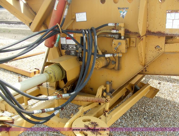 image for item 5989 Vermeer BBT256 bale processor