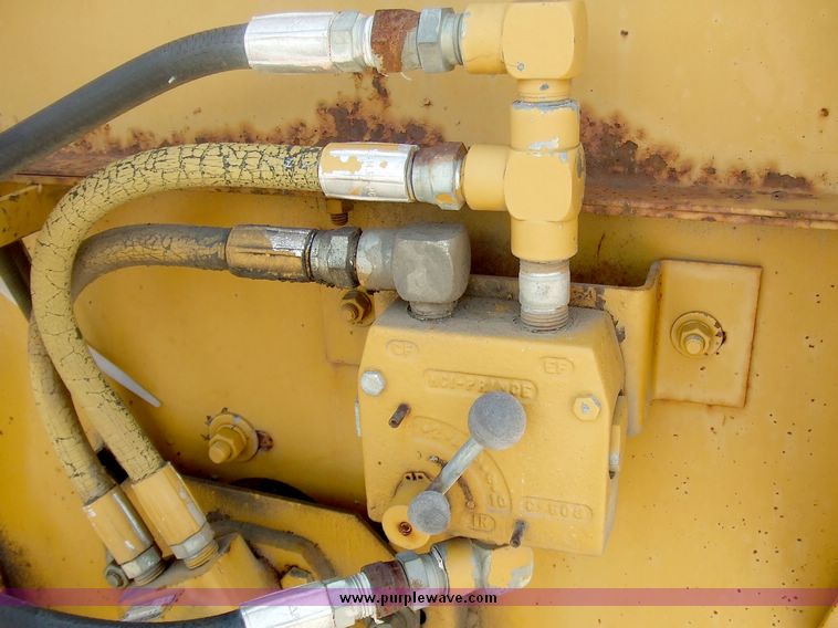 image for item 5989 Vermeer BBT256 bale processor