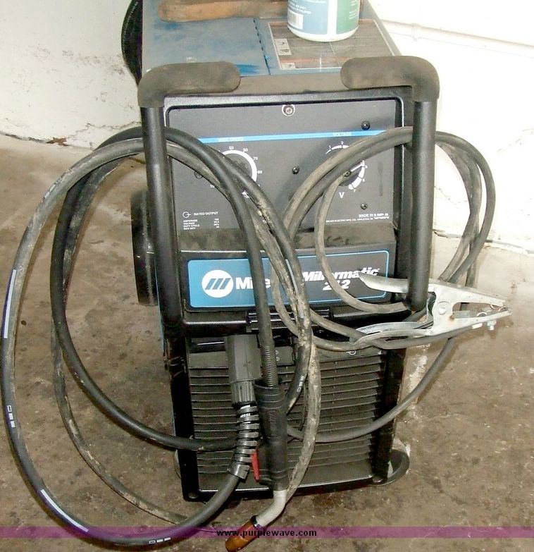 image for item 6186 Miller Millermatic 212 arc welder