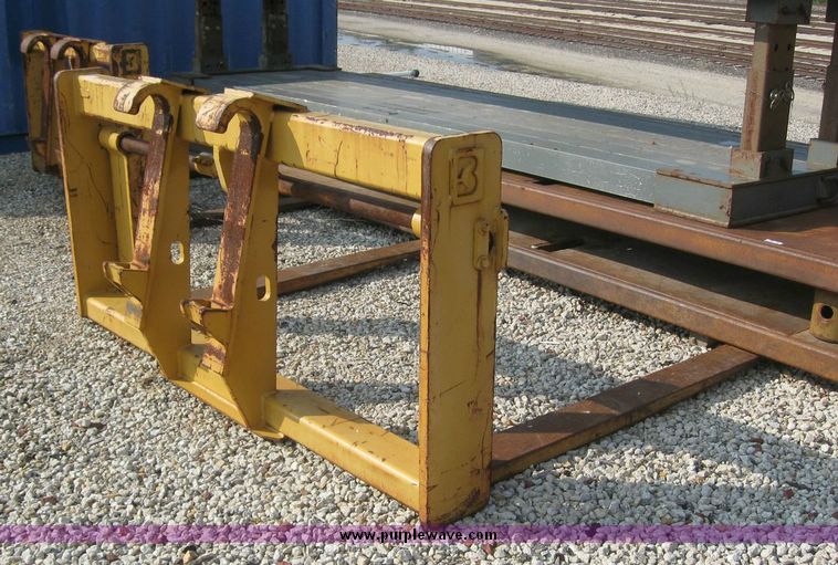 image for item 8097 Balderson horizontal pin coupler fork attachment