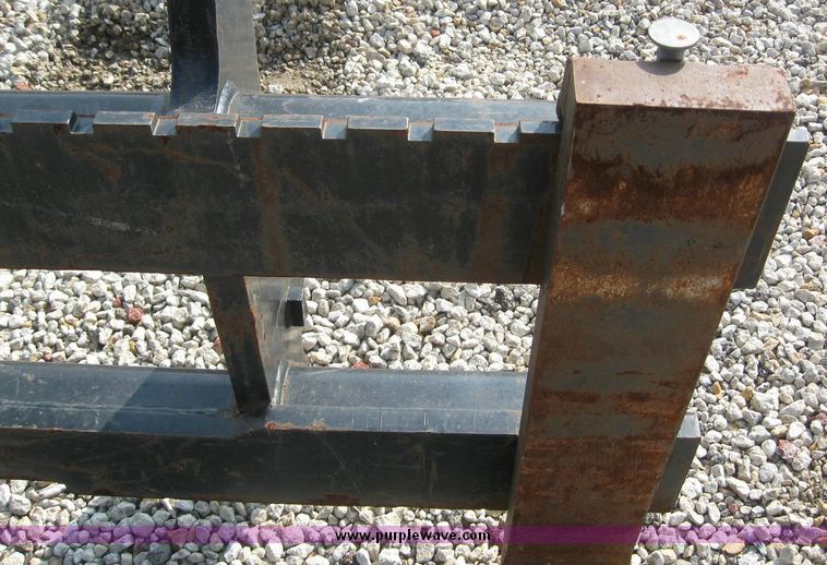 image for item 8098 Loader fork attachment