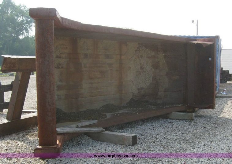 image for item 8102 Gravel box