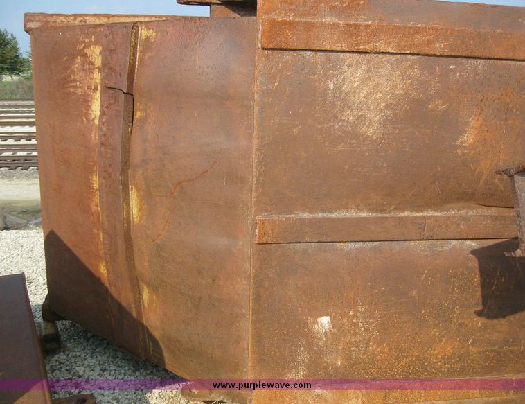 image for item 8102 Gravel box