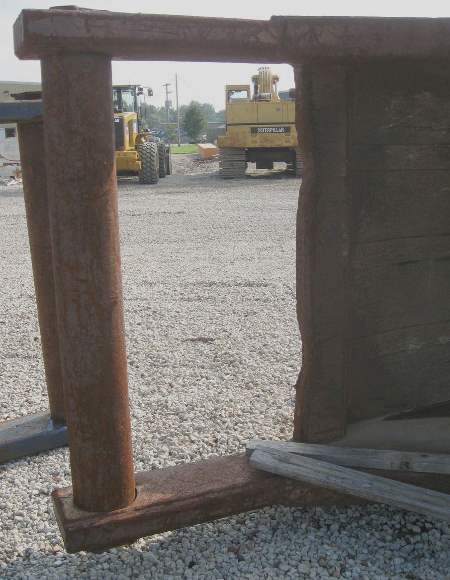 image for item 8102 Gravel box