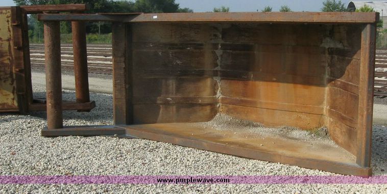 image for item 8103 Gravel box