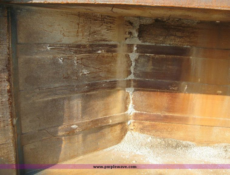 image for item 8103 Gravel box