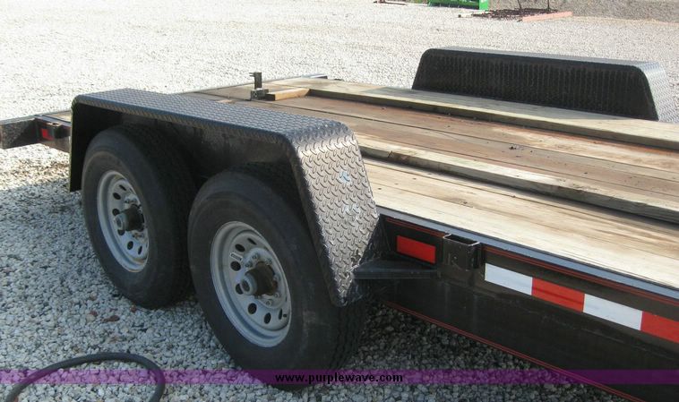 image for item 8105 2000 Eagle trailer 16' tandem axle trailer