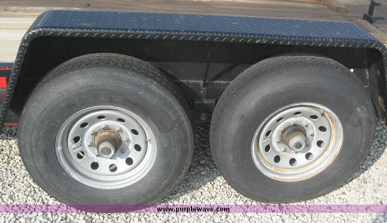 image for item 8105 2000 Eagle trailer 16' tandem axle trailer