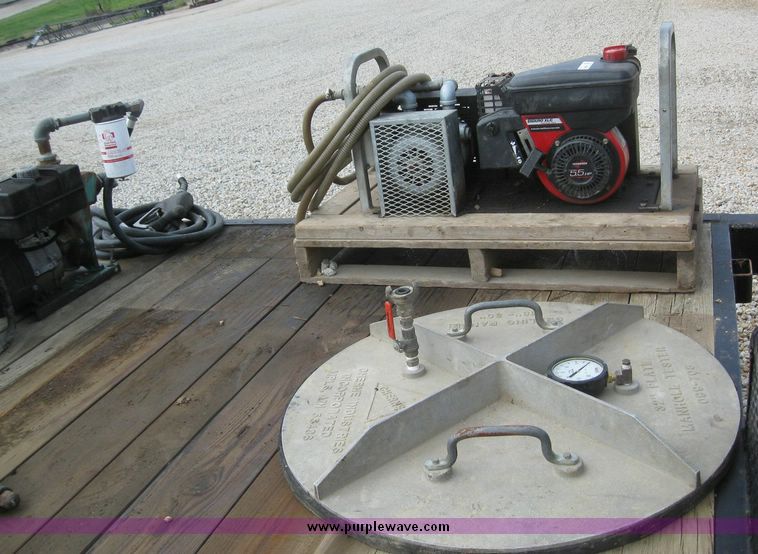 image for item 8113 Manhole vacuum tester