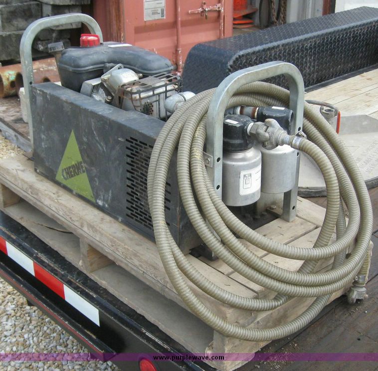image for item 8113 Manhole vacuum tester