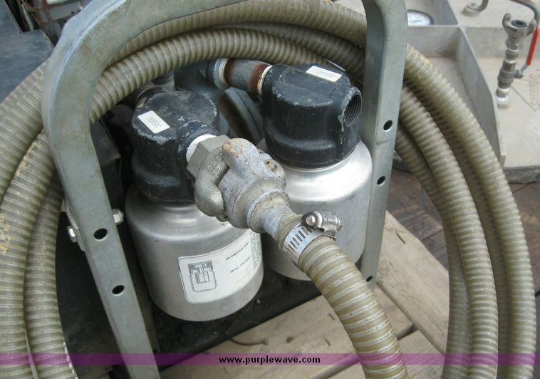 image for item 8113 Manhole vacuum tester