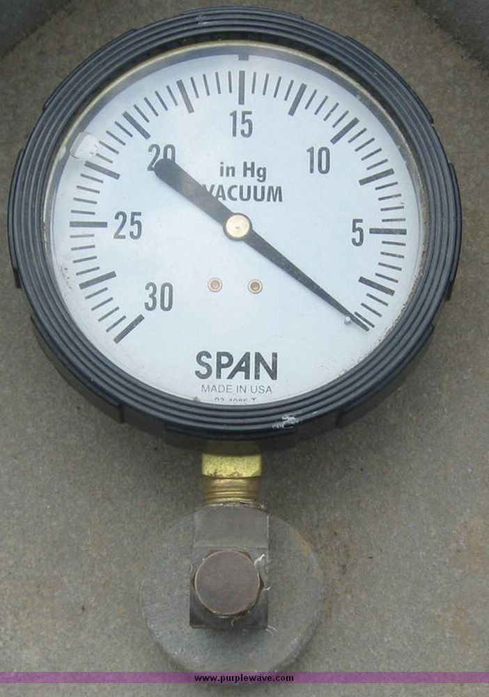 image for item 8113 Manhole vacuum tester