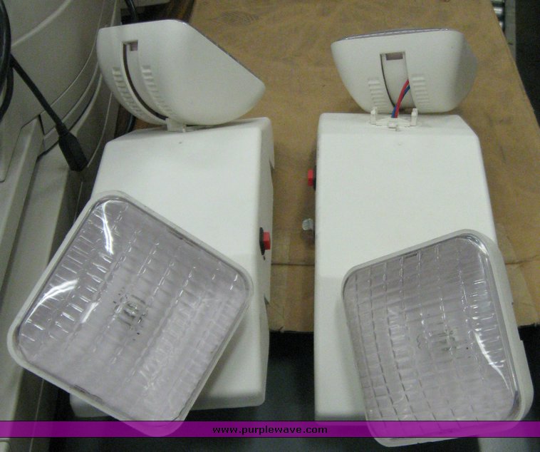 image for item 1000 Assorted electronics and office supplies