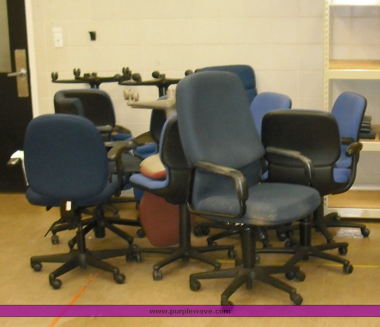 image for item 3840 (15) office chairs