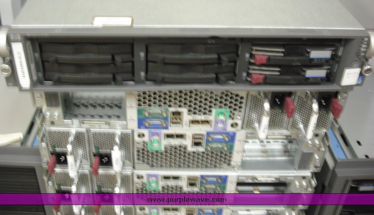 image for item 3891 Assorted servers