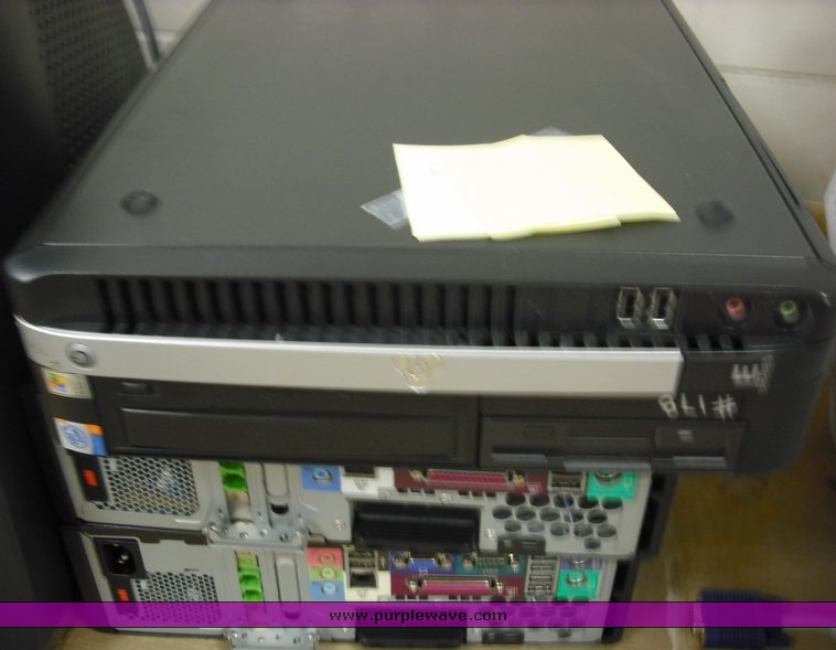 image for item 3893 (3) Gateway E-series desktop computers