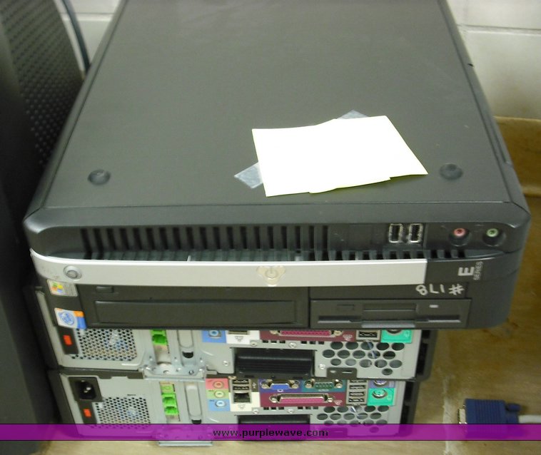 image for item 3893 (3) Gateway E-series desktop computers